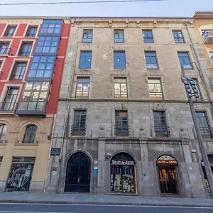 Amplio Y Elegante En Casco Viejo Con Parking Bilbao