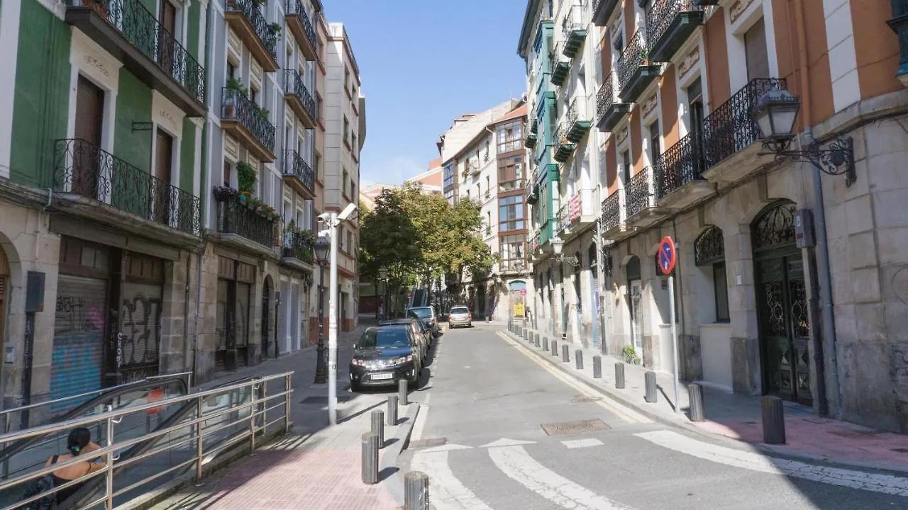 Apartment Bonito Y Espacioso Piso En Bilbao. Centro