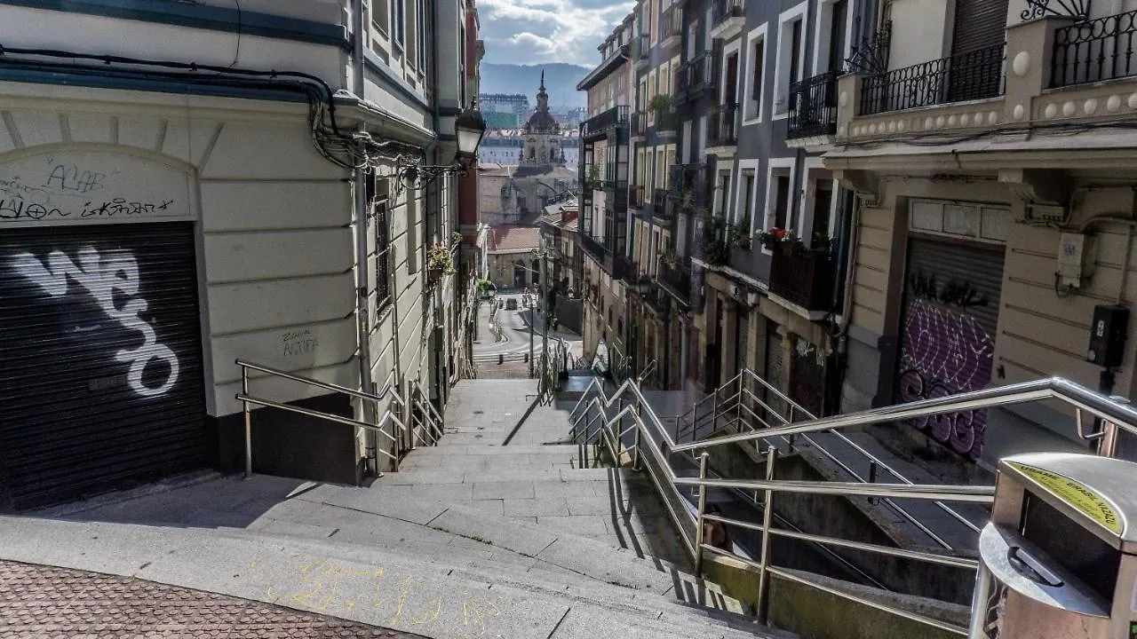 Bonito Y Espacioso Piso En Bilbao. Centro 0*, Μπιλμπάο